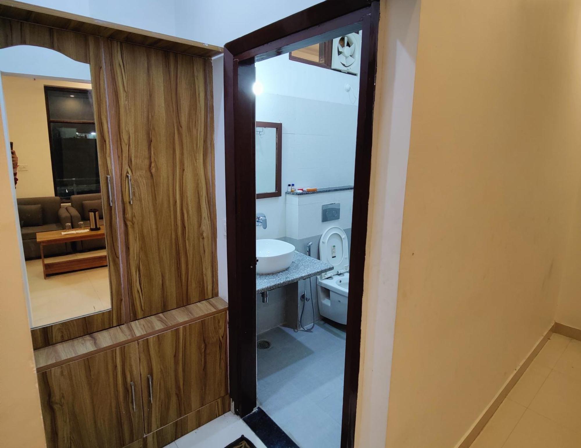 Alaknanda Motel & Restaurant Rudraprayāg Esterno foto