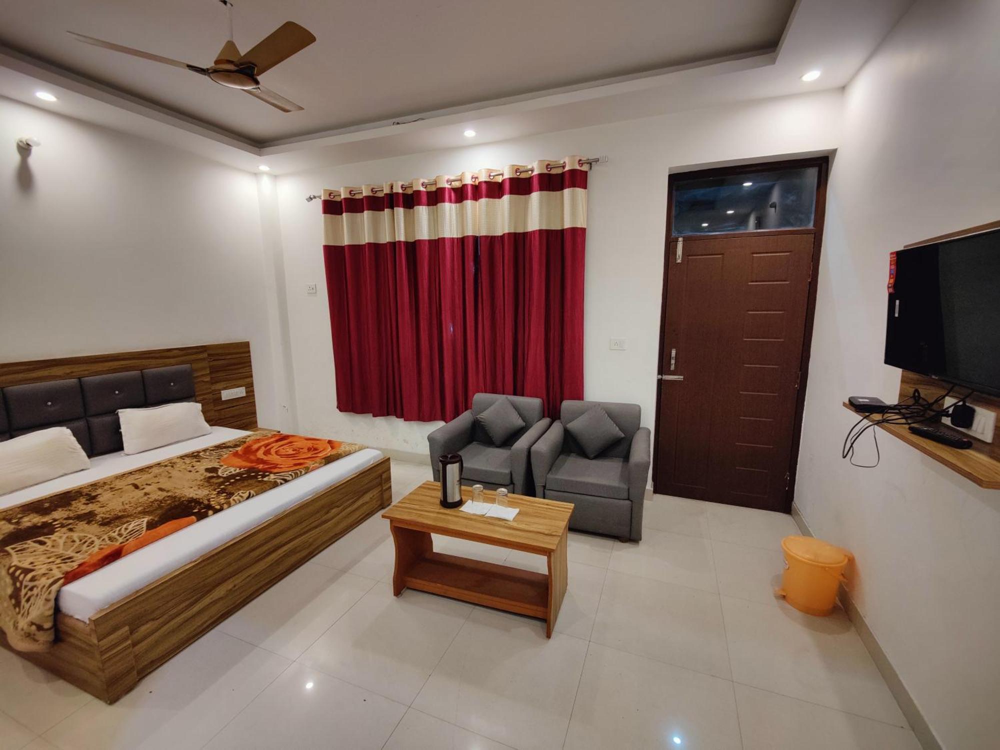 Alaknanda Motel & Restaurant Rudraprayāg Esterno foto